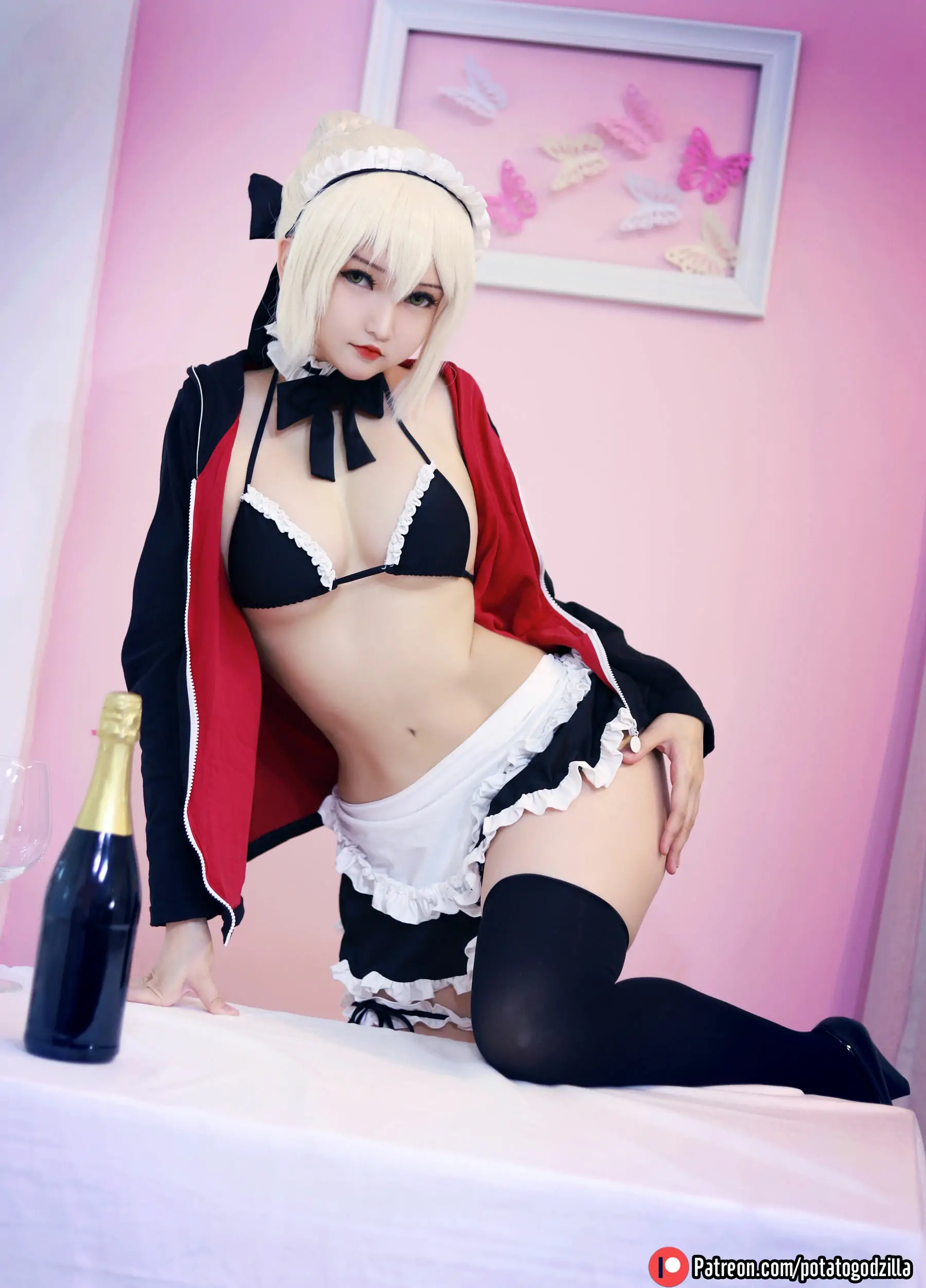 [网红COSER写真] Coser小姐姐Potato Godzilla - Saber Alter Maid