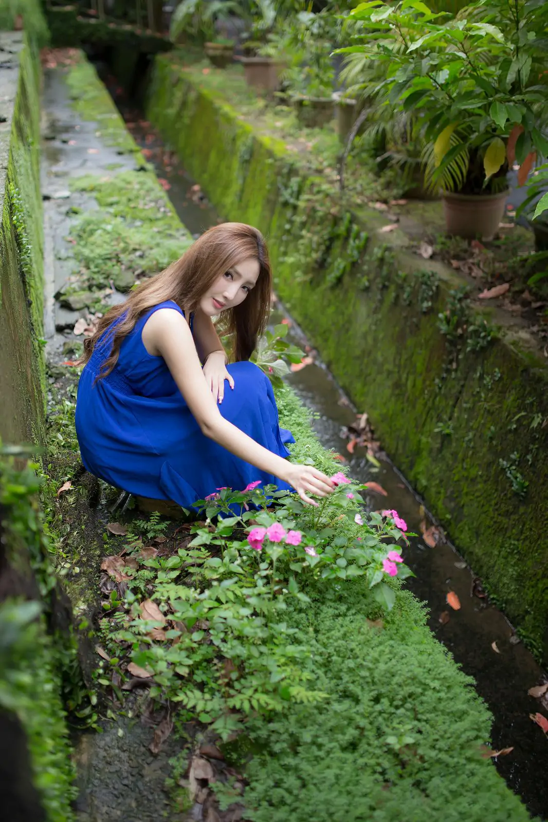 台湾赵芸Syuan《极品蓝色长裙女神》