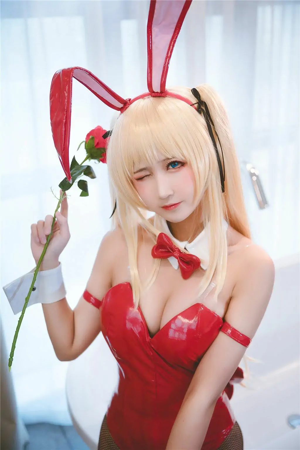 [Cosplay] 微博妹子三度_69 - 黑丝兔女郎