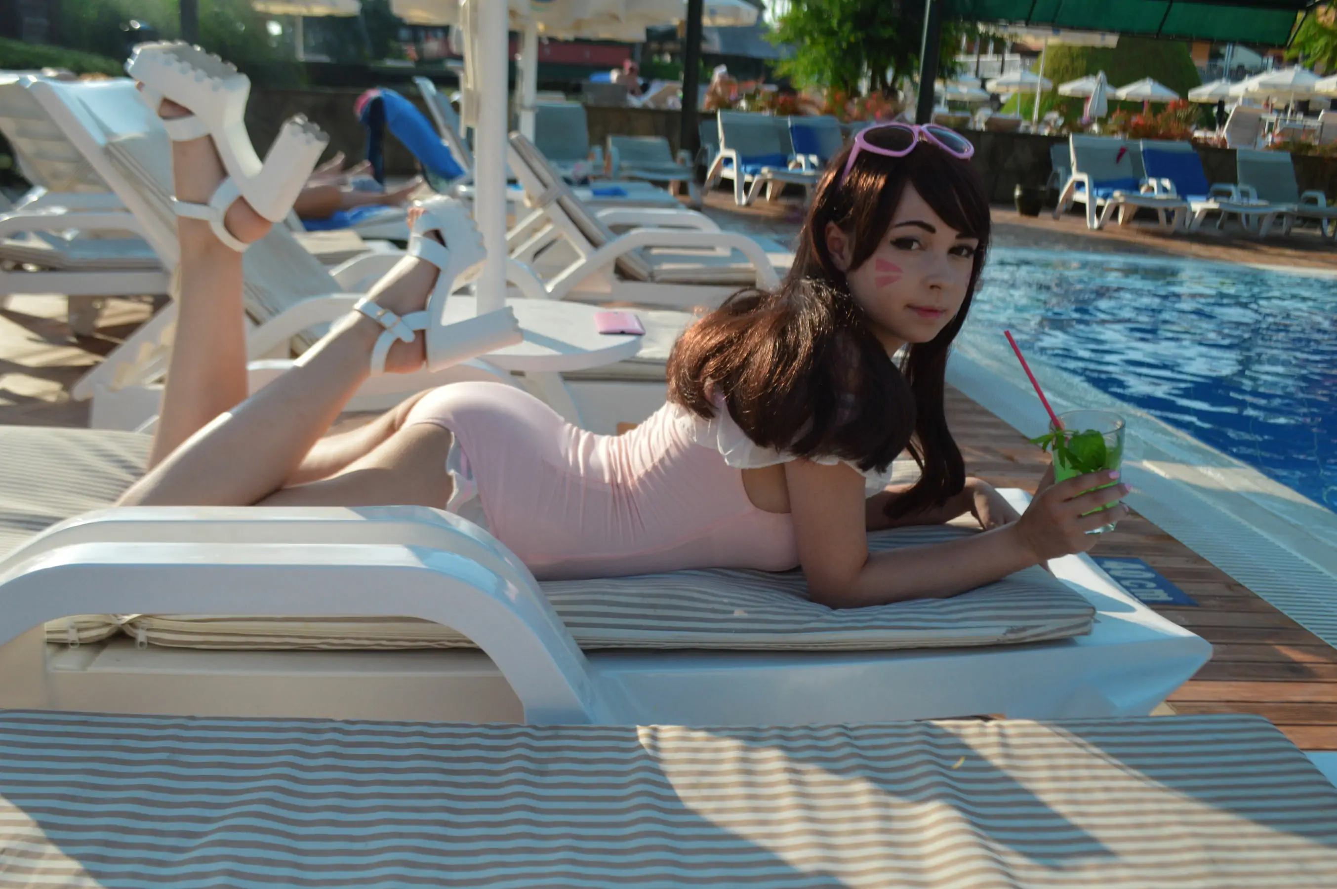 [福利COS] Yoshinobi - Swimsuit D.va