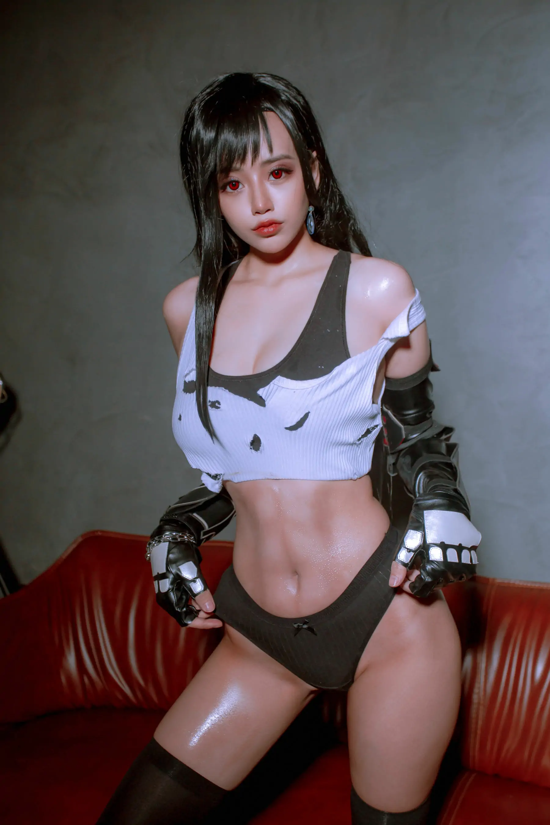 [福利COS] 日本性感萝莉Byoru - Tifa Lockhart