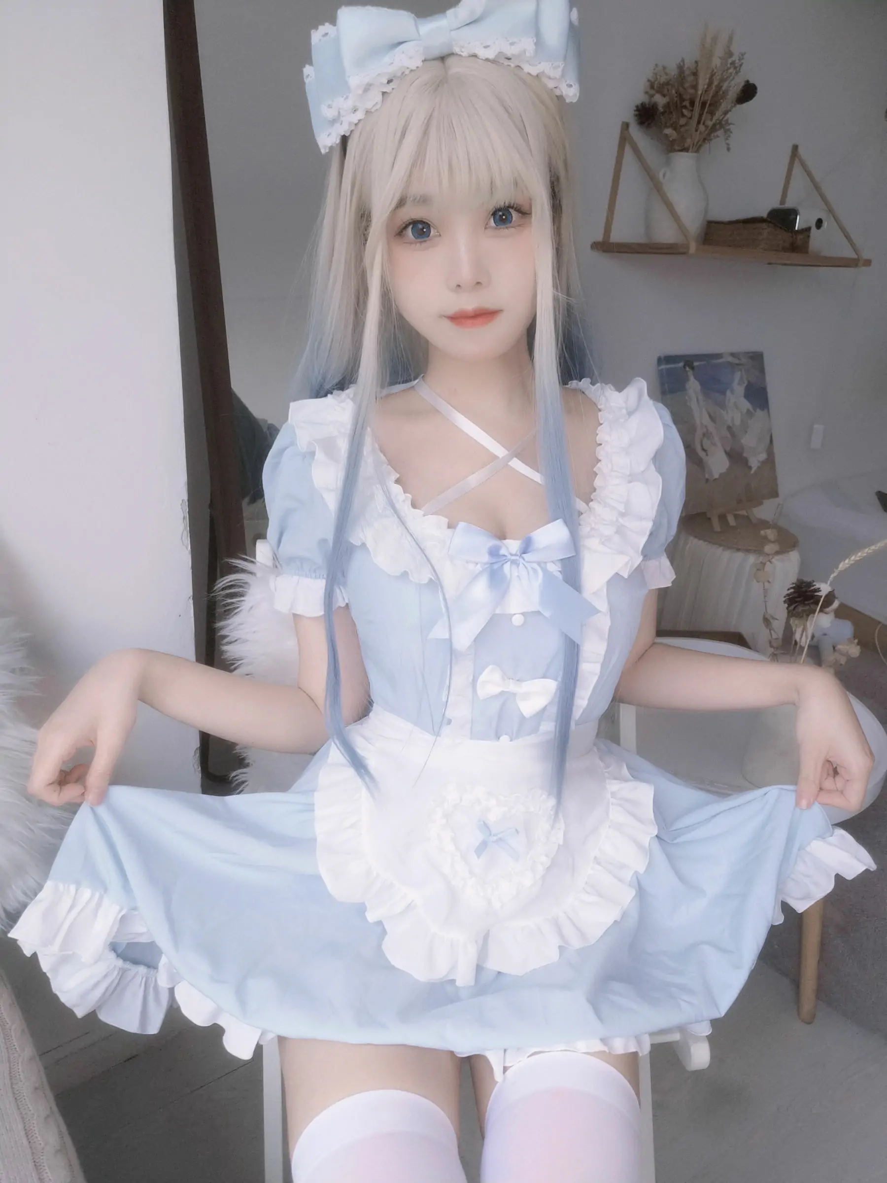 [网红COSER] 萌系小姐姐蜜汁猫裘 - 蓝女仆