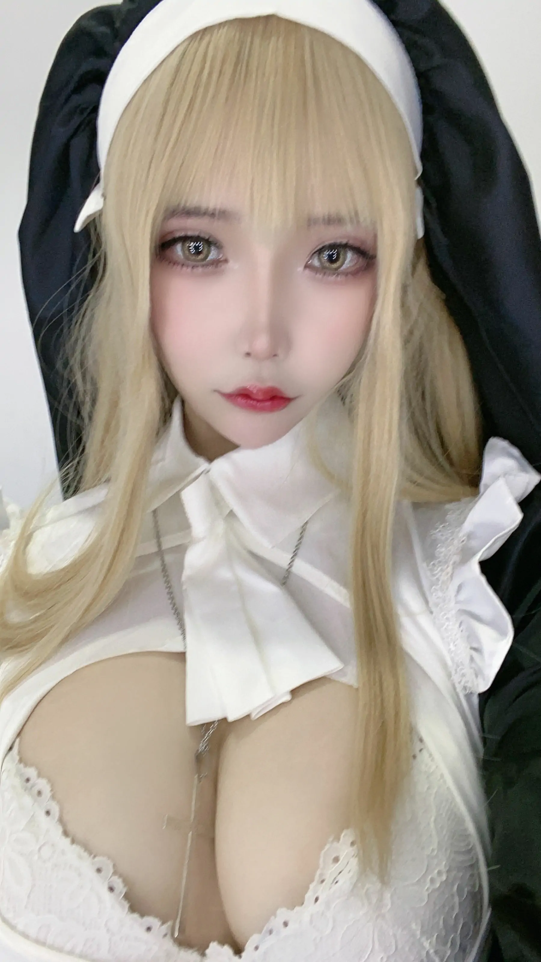 [网红COSER] 二次元妹子抱走莫子aa - 生日特辑 修女