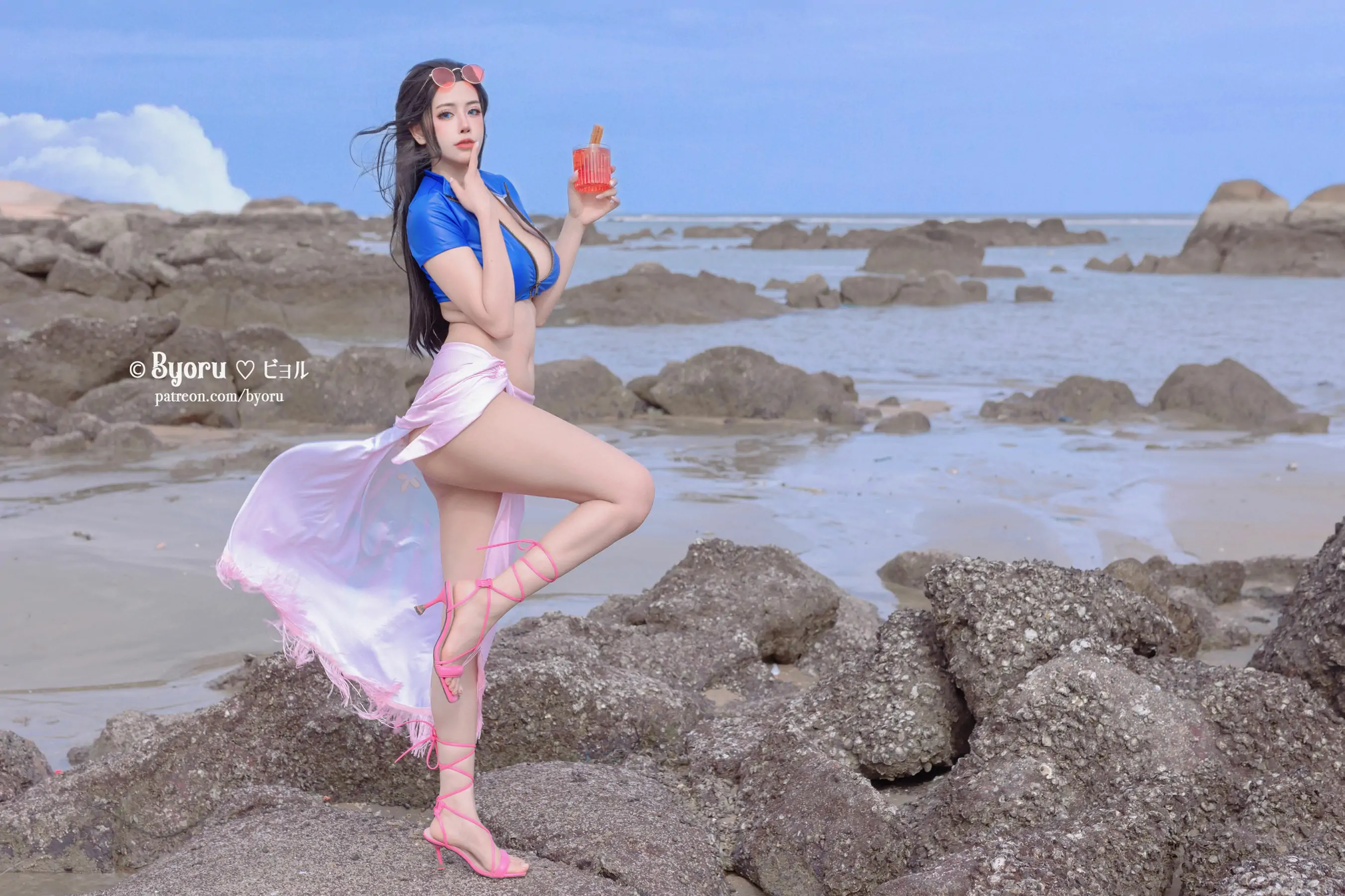 [福利COS] 日本性感萝莉Byoru - Nico Robin