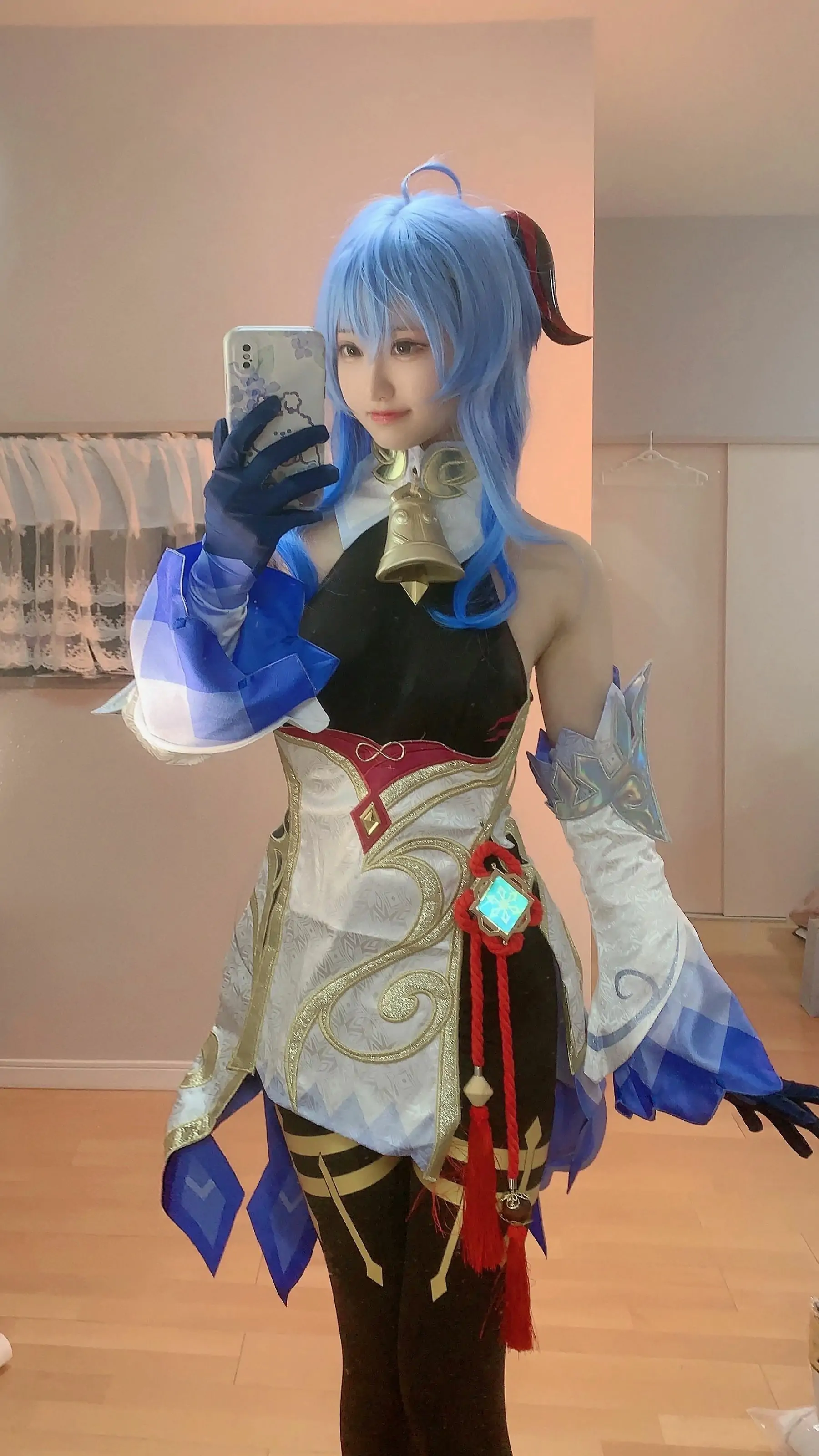 [福利COS] 千阳(ちよ) - 甘雨对镜拍