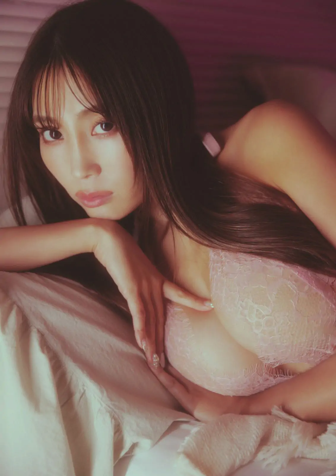 [photobook] 森咲智美 写真集『LOVE ART』incomplete