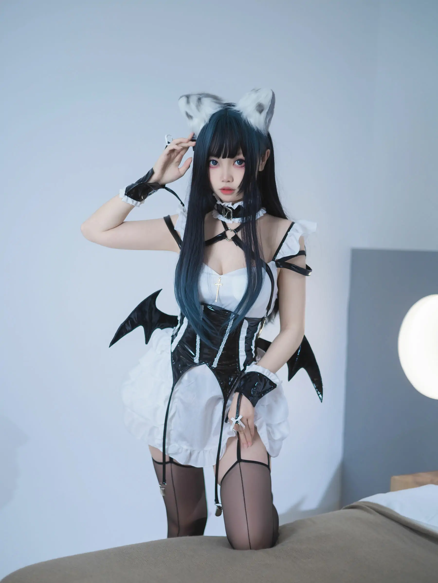 [福利COS] 洛桑w伊梓 - 猫耳小恶魔