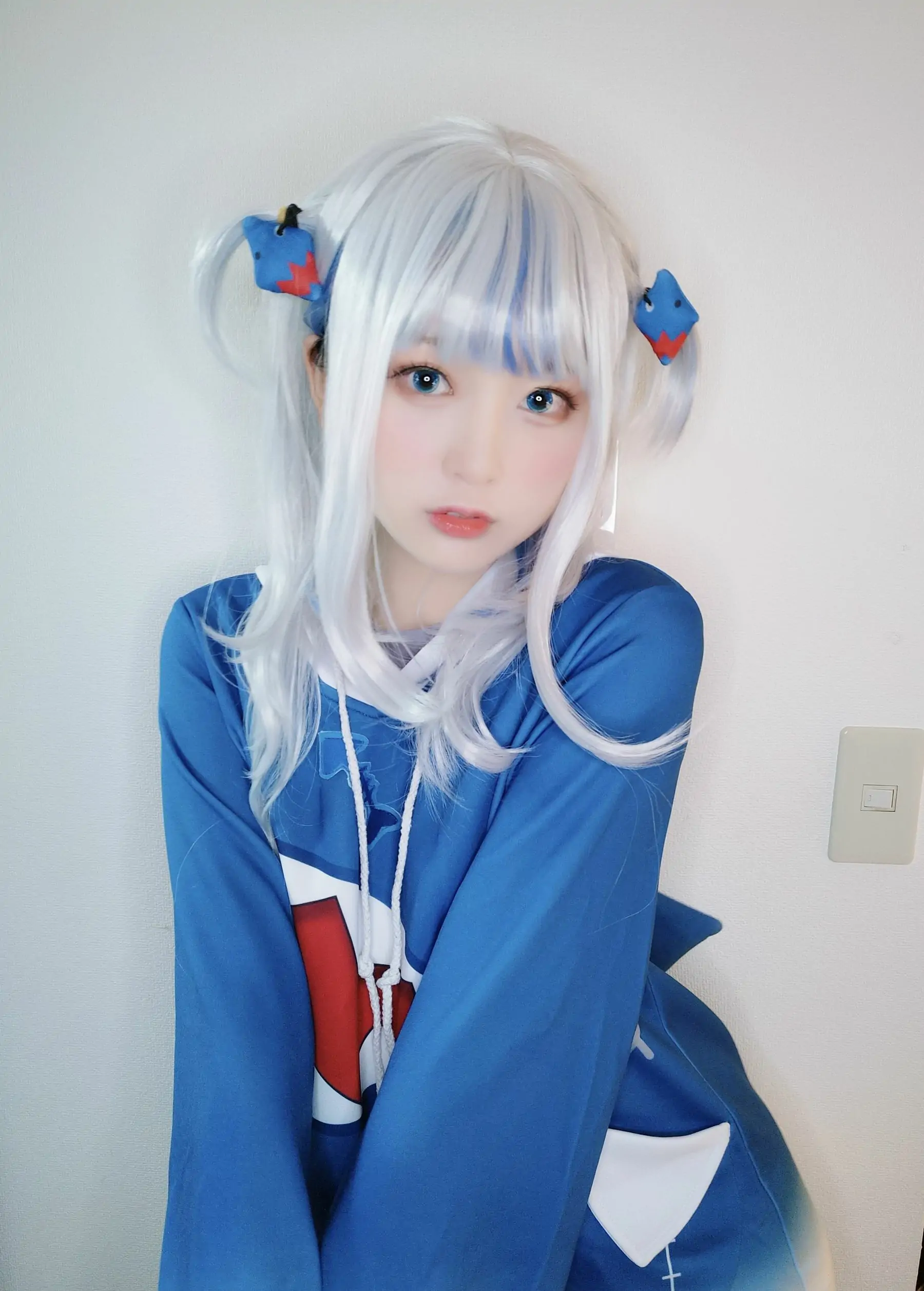 Yuki亭 -   Gawer gura cosplay