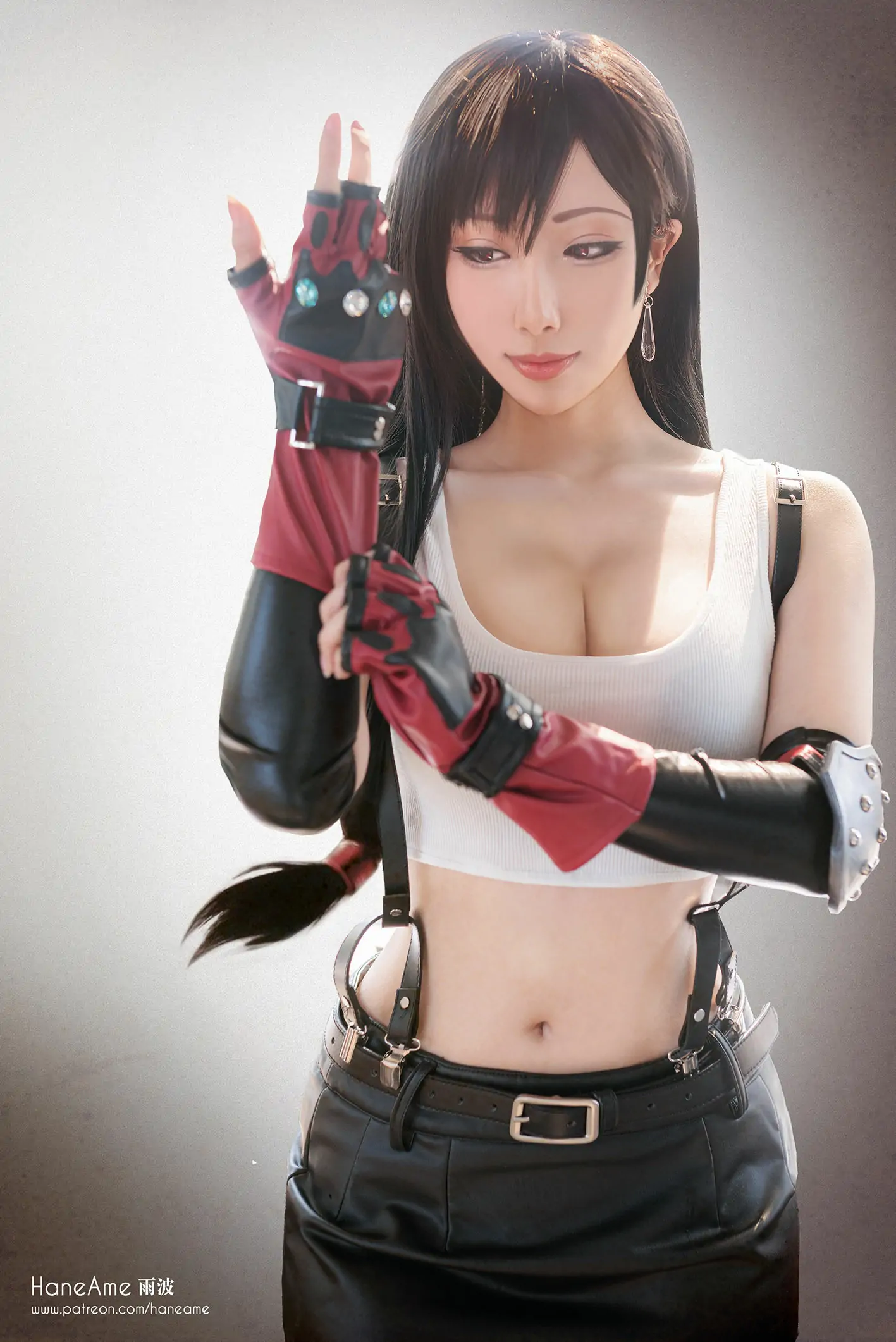 Hane Ame 雨波写真 - TIFA Photobook (Final Fantasy VII) - 1