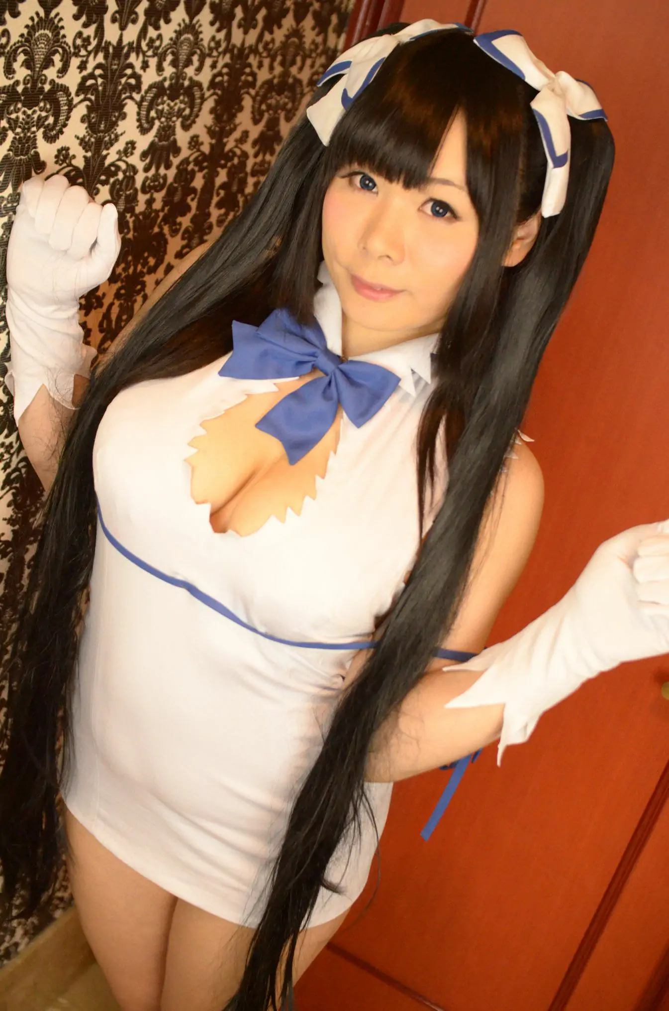 岡田ゆい (Okada Yui) 《ダンジョンに出会いを求めるのは間違っているだろうか》Hestia [どてちん販売所]