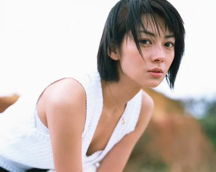 伊东美咲 Misaki Ito