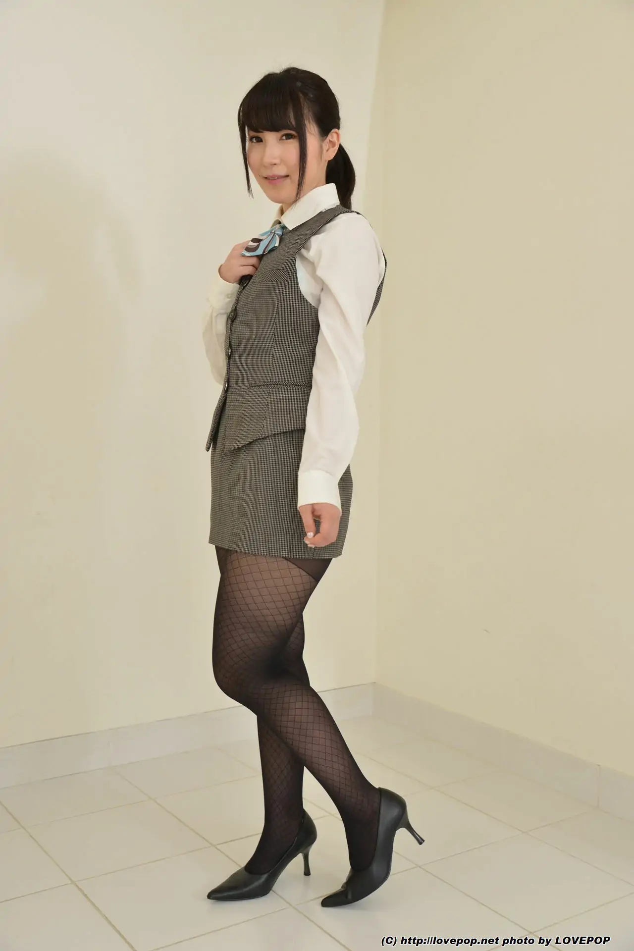 Aika Rino あいか莉乃 丝袜制服 Set3 [LovePop] 