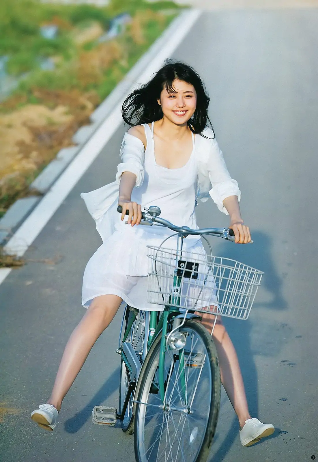 有村架純 横山由依 [週刊ヤングジャンプ] 2011年No.40 写真杂志