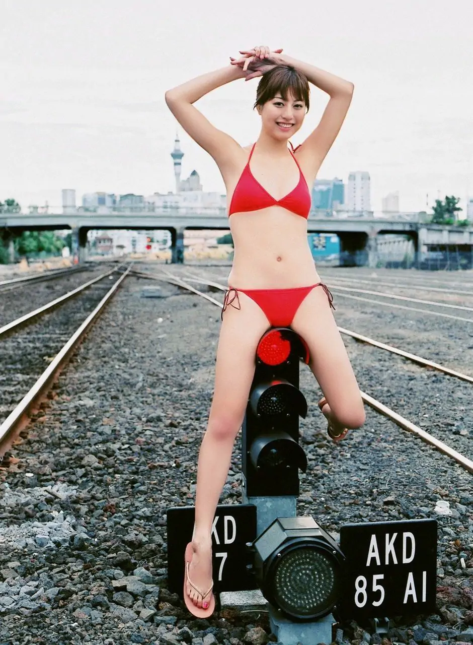 Yumi Sugimoto 杉本有美 [WPB-net] No.98