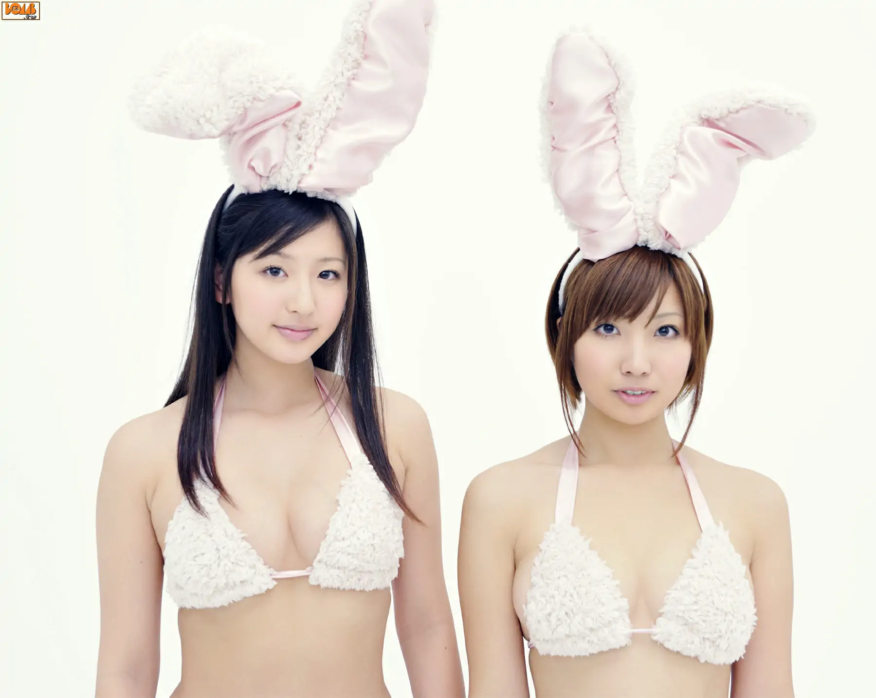 村上友梨&夏垣佳奈《Mimi Girls》 [Bomb.TV] 2011年02月号