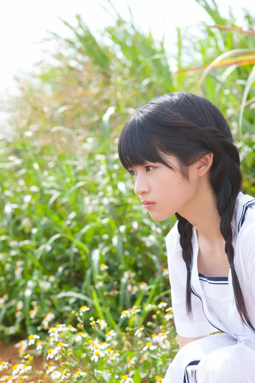 前田憂佳 Yuuka Maeda [Hello! Project Digital Books] Vol.79 