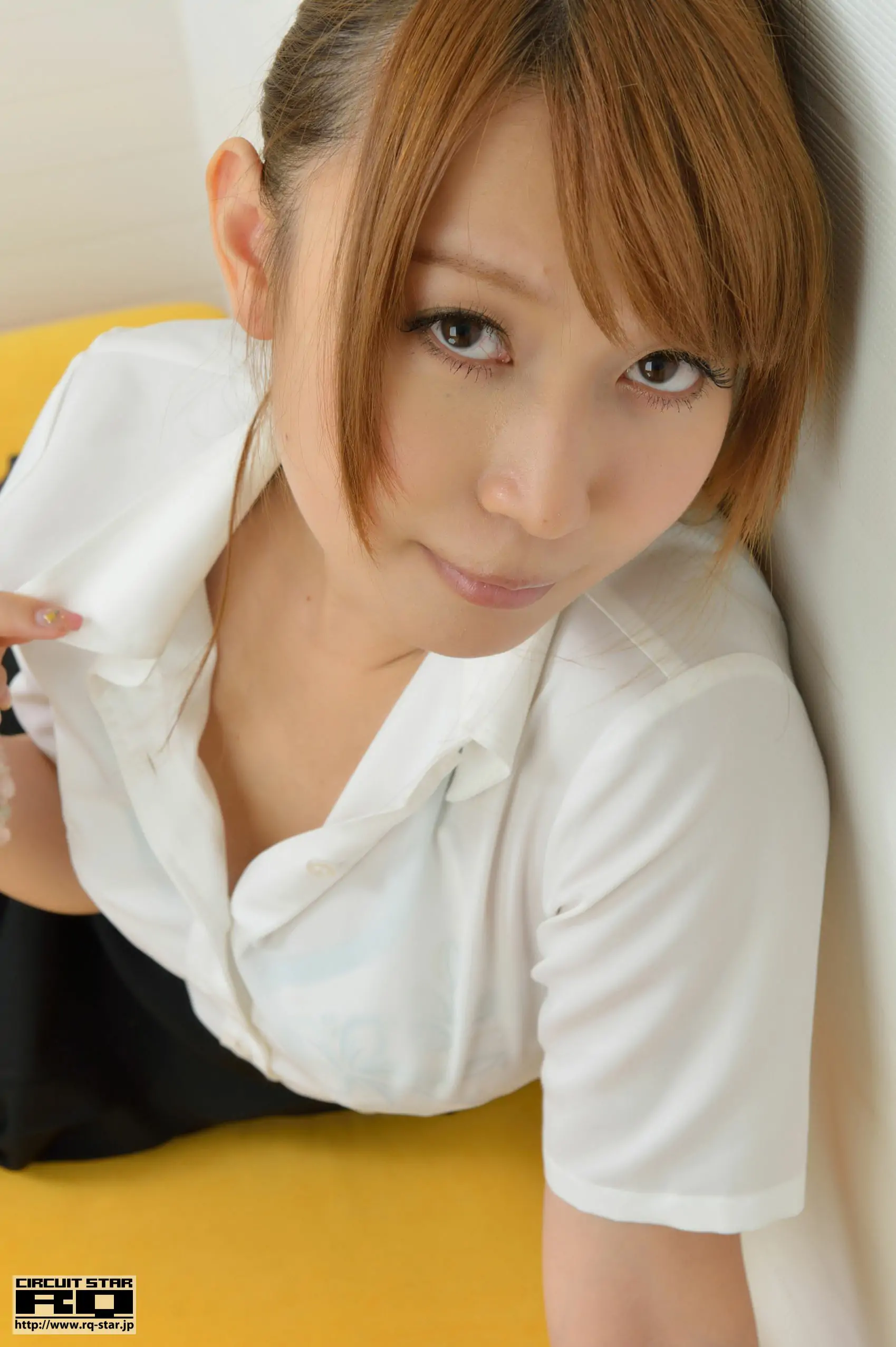 [RQ-STAR] NO.00690 Manon Natsukawa 夏川マノン Office Lady 写真集