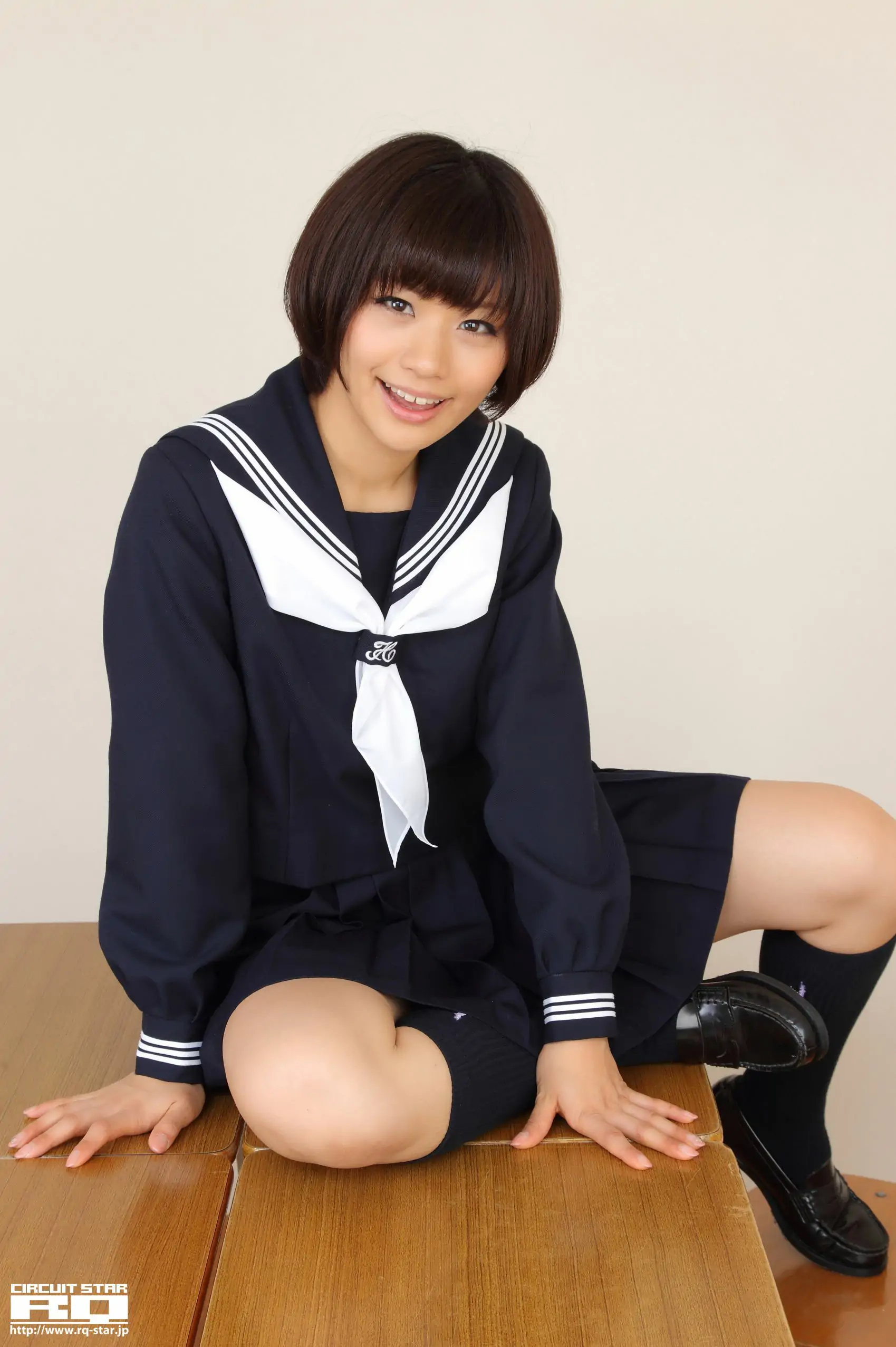 [RQ-STAR] NO.00615 安枝瞳 Sailor Girl 校服系列 写真集