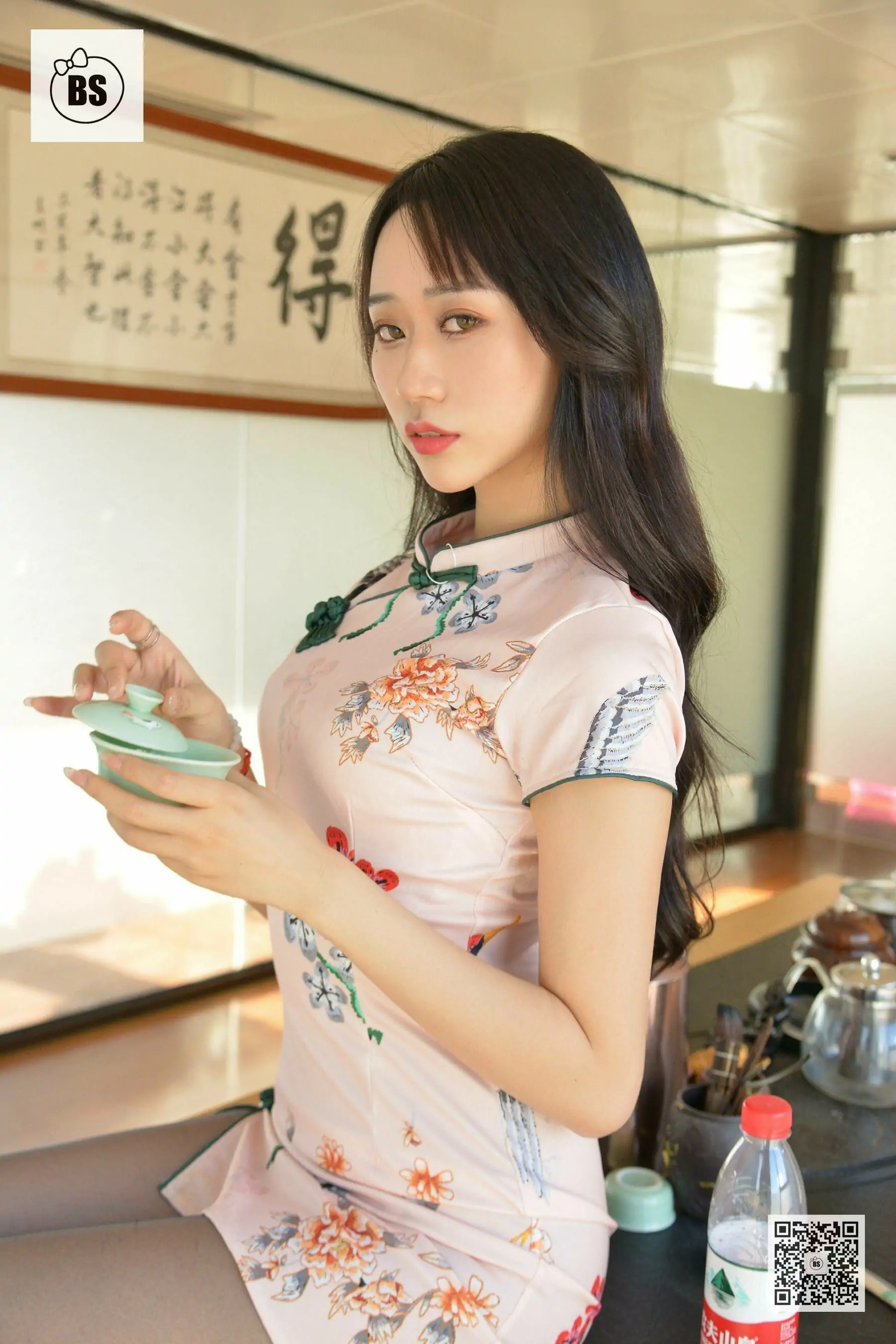 [我丝你想] MX014 美西 新来的女助理4