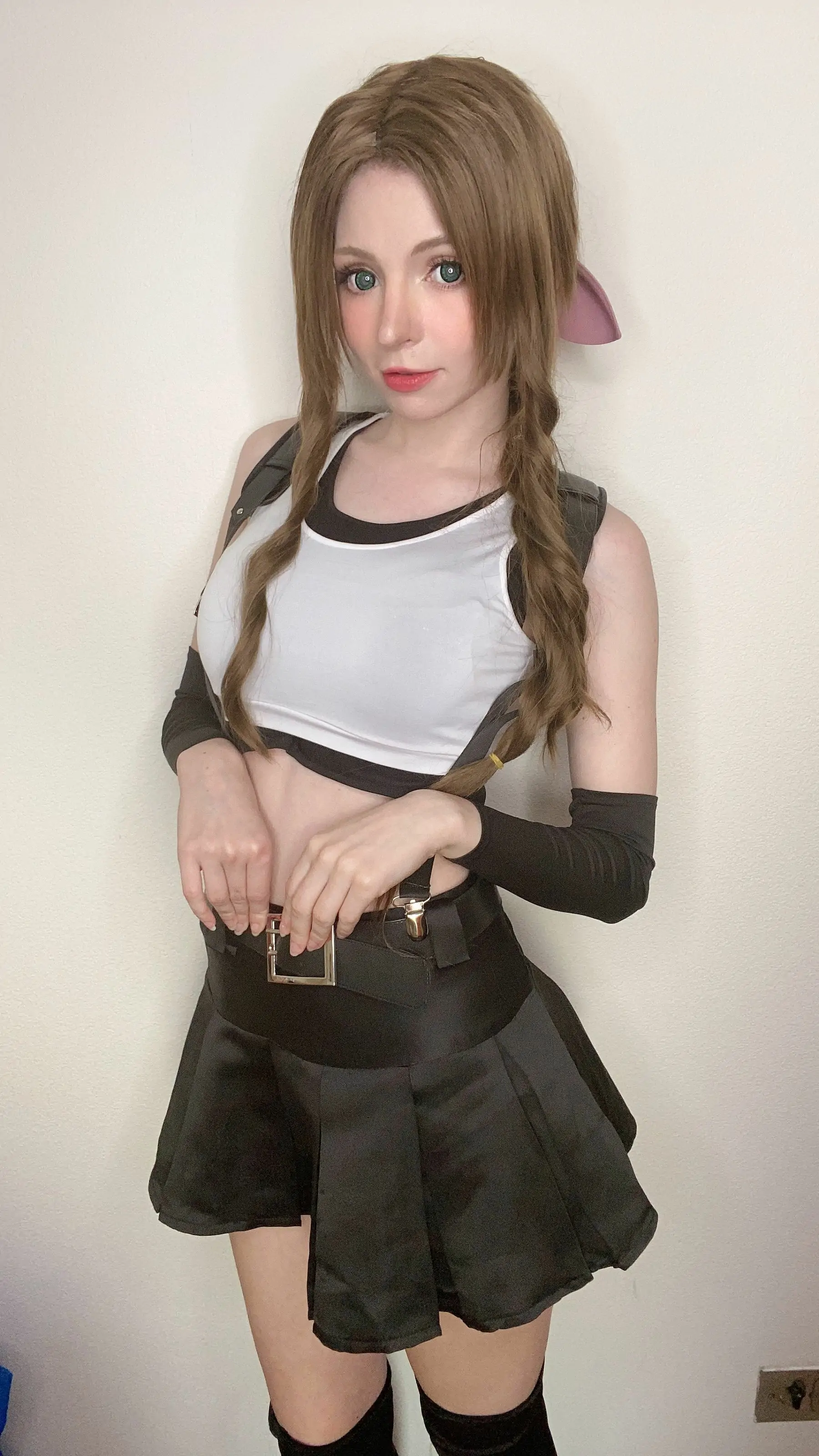 [网红COSER写真] Peach milky - Aerith Tifa Swap