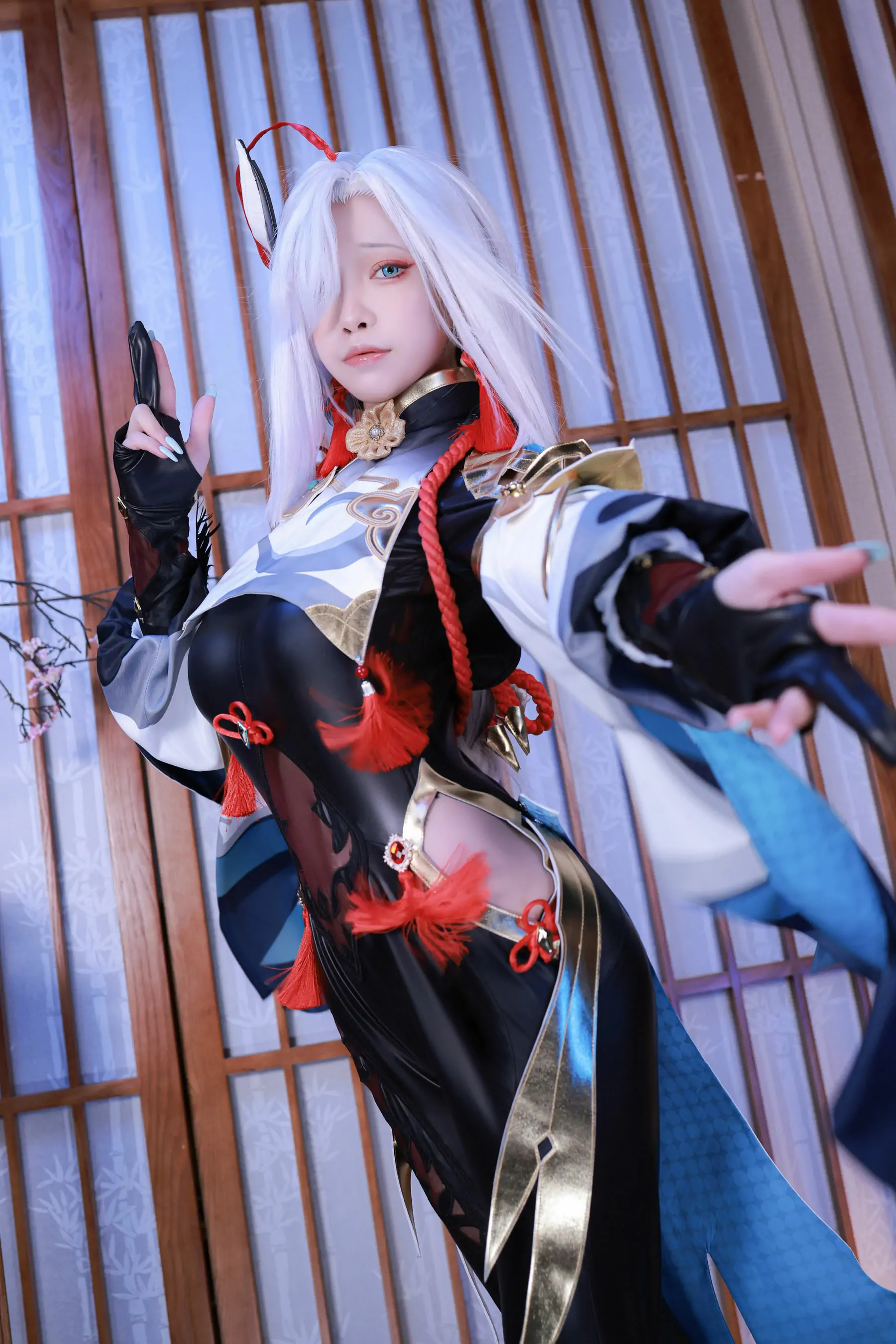 [福利COS] 动漫博主水淼aqua - 原神 申鹤